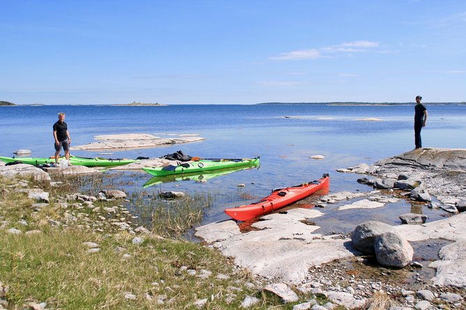 1-Day Small-Group Stockholm Archipelago Kayak Tour - Paddling back to Dalarö in the afternoon