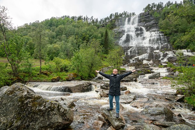 2-Day Round Trip from Bergen: THE GRAND SOGNEFJORD – fjords, waterfalls, glacier - Why this private Bergen fjord tour is different