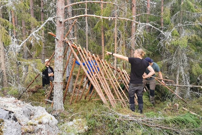 2-Day Small-Group Basic Skills Survival Course in Södermanland - Learning to see food and plants differently