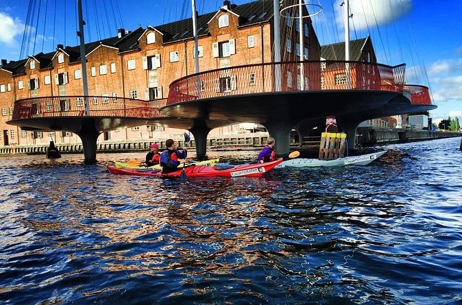 2 Hours Guided Kayak Tour in Copenhagen Harbor - The Black Diamond and the return route