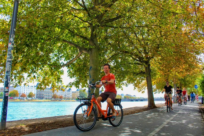 3-hour Copenhagen City Highlights Bike Tour - Christianshavn, the Circle Bridge, and Our Saviour’s Church