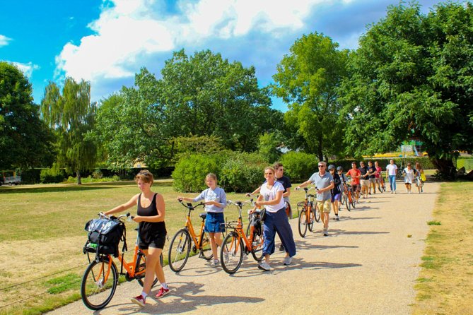 3-hour Copenhagen City Highlights Bike Tour - The Little Mermaid and Amalienborg Palace