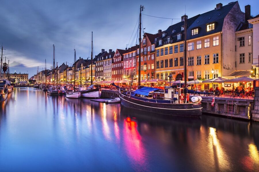 3-Hour Private Copenhagen Walking Tour - Pace, walking distance, and comfort