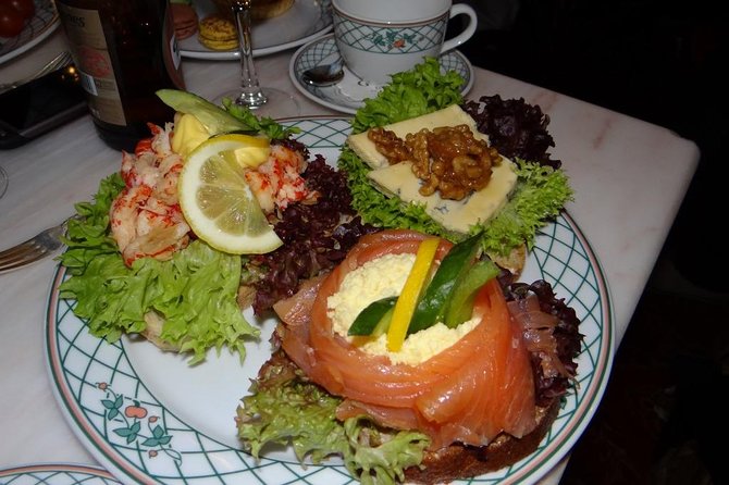 A Well Balanced History and Food Tour with Focus on the Scandinavian Kitchen - Starting at the Opera and Ballet