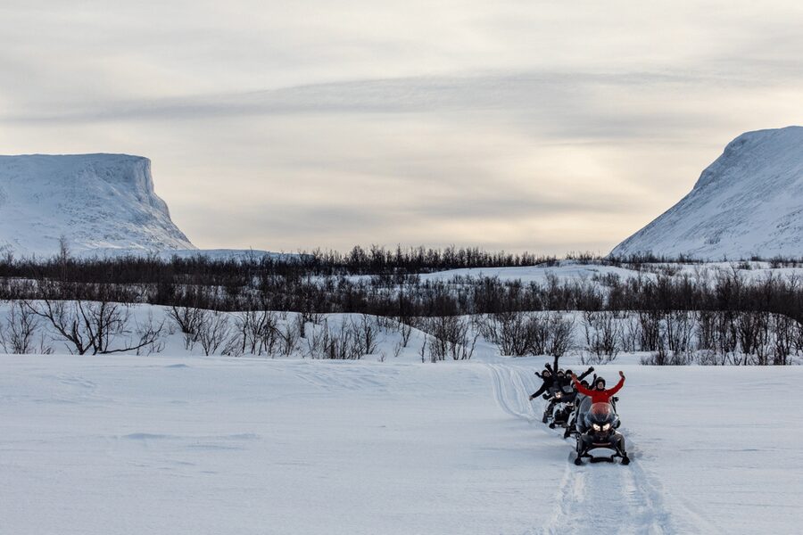 Abisko: Great Outback Snowmobile Tour with Lake Abiskojaure - Key points to know before you book
