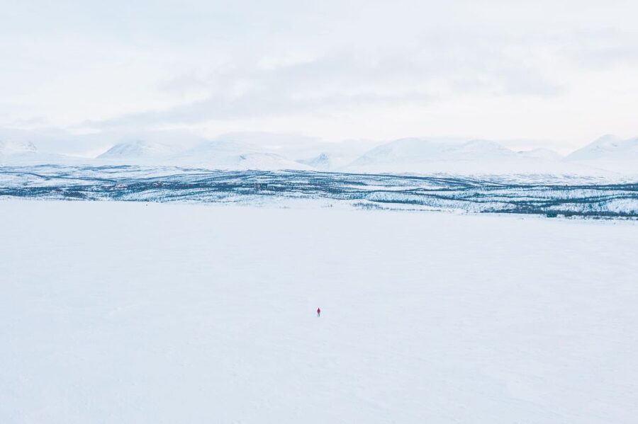 Abisko: Lake Torneträsk Arctic Ice Fishing Trip - A quiet morning on Arctic ice