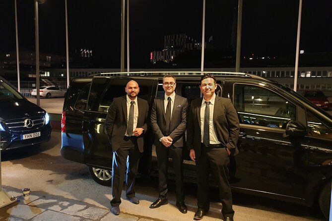 Airport Limousine Transfer: Arlanda Airport to Stockholm City 1-7 Passengers - The vehicles and the comfort factor