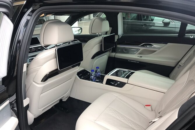 Airport Limousine Transfer: Arlanda Airport to Stockholm City 1-7 Passengers - English-speaking chauffeurs and the first glimpse of Stockholm