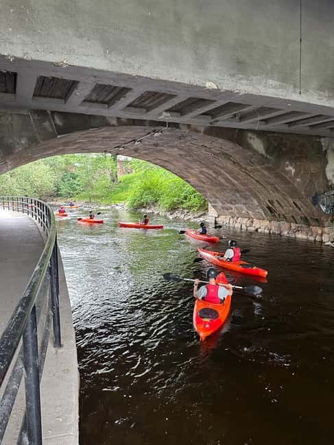 Akerselva River: Urban Paddling Adventure Kayak Tour - The 500-meter tunnel