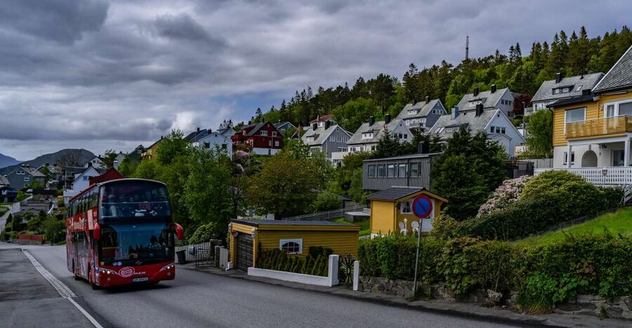 Alesund: City Sightseeing Hop-On Hop-Off Bus Tour - Stop 3: Aksla Viewpoint and Fjellstua