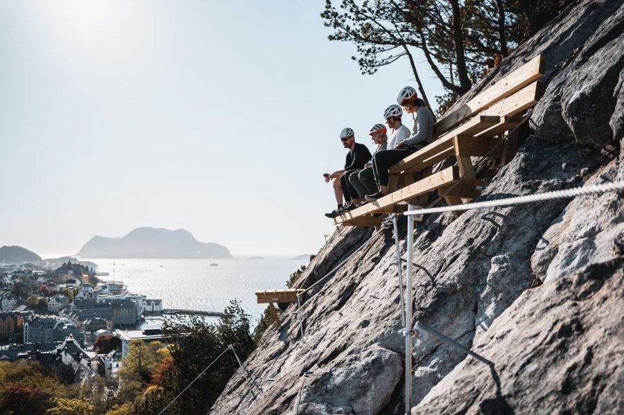 Ålesund: Via Ferrata tour - Tackling the Steep First Half
