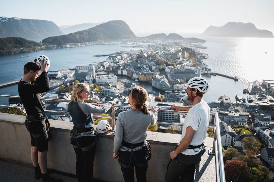 Ålesund: Via Ferrata tour - Finding the Start Beside the City Park