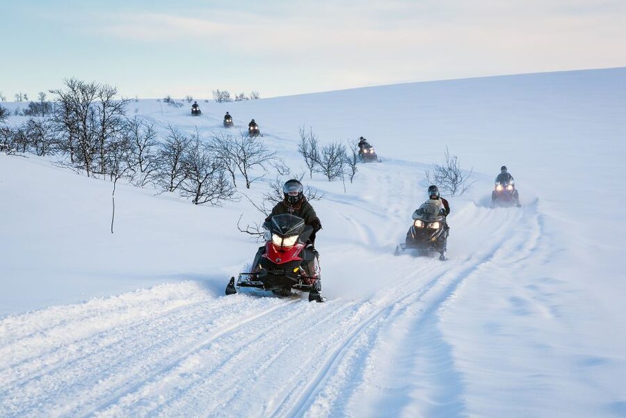 Alta: Guided Snowmobile Safari on Finnmarksvidda With Snacks - Is $325 a fair price?