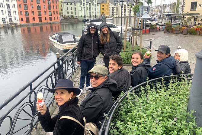 Amazing city walk in Ålesund - The guides make the difference