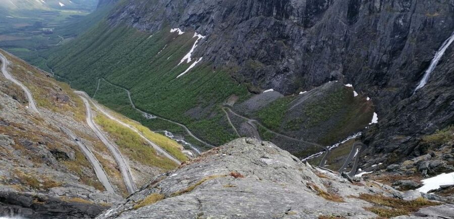 Åndalsnes - Trollstigen & Trollwall Audio Guid Bus Tour - The Rauma Valley and Romsdalhornet