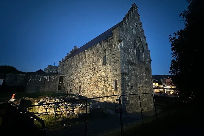 Audio Walking Tour in Bergen Famous Ghosts Location - The Sailor’s Monument and Bergen’s hard sea life