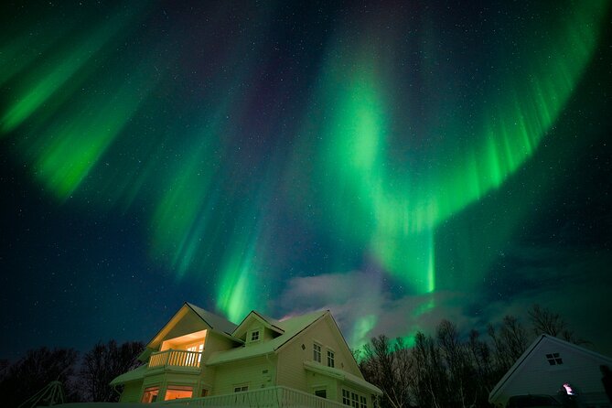 Aurora Crystal Lavvo Overnight with Activities from Tromsø - Food, hosts, and the human side of the stay
