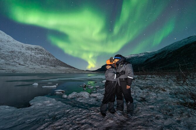 Aurora Hunt with the campfire and professional photographer - Thermal suits and what to wear