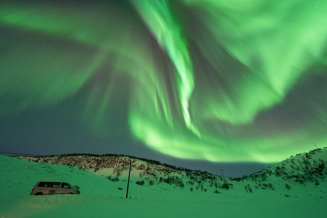 Aurora Hunt with the campfire and professional photographer - Professional photos are a useful extra