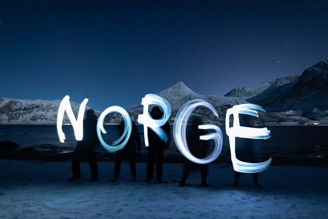 Auroras Hunt - Tour in Spanish, Northern Lights Chase in Spanish - Is $243.65 a fair price?