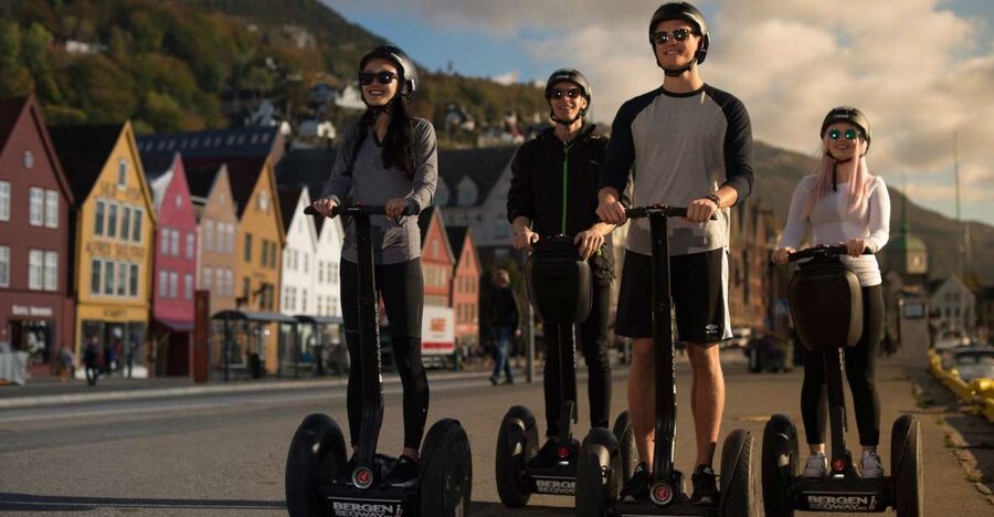 Bergen: 2 Hour Segway Tour - Bergenhus Fortress and the first harbor views