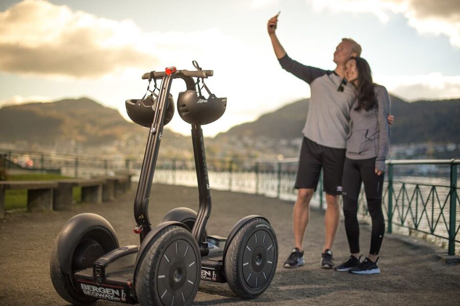 Bergen: 2 Hour Segway Tour - Bergen Aquarium and the open space of Nordnes Park