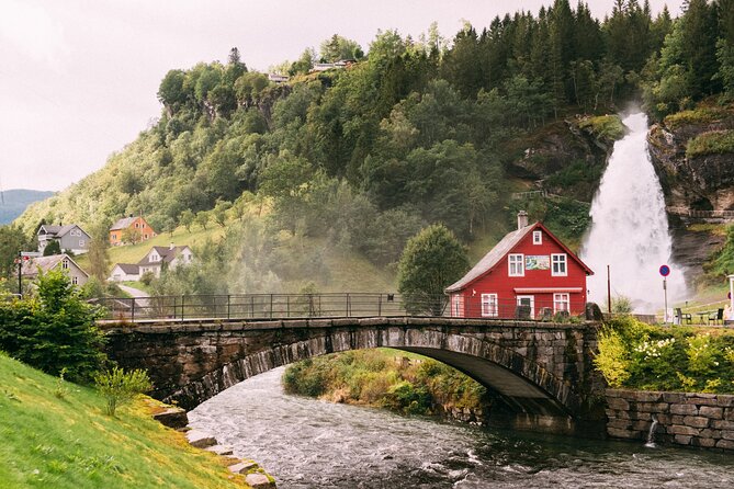 Bergen Beyond Day trip - Leaving Bergen for Norway’s waterfall country
