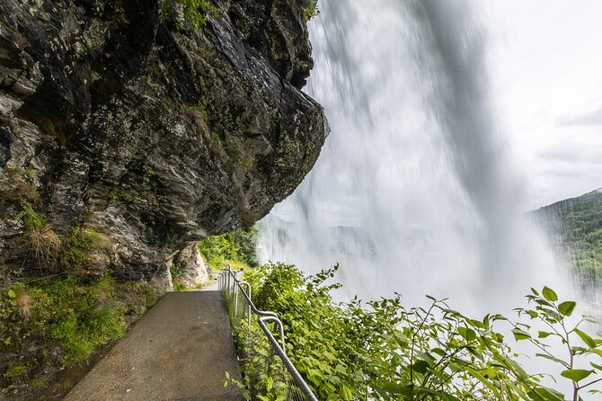 Bergen Beyond Day trip - The guides are a major part of the experience