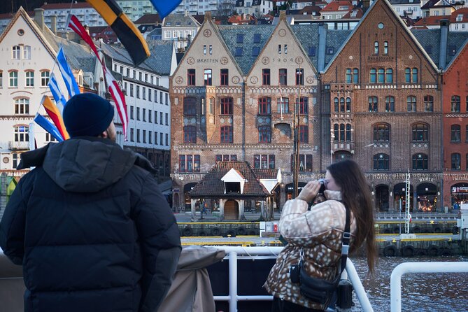 Bergen City Cruise - Why Bergen makes sense from the water