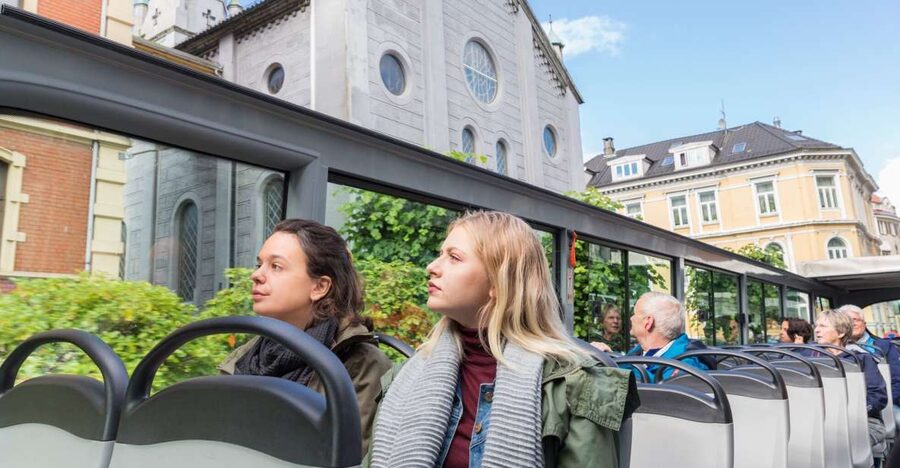 Bergen: City Sightseeing Hop-On Hop-Off Bus Tour - The Fish Market, Tourist Information, and city-center stops
