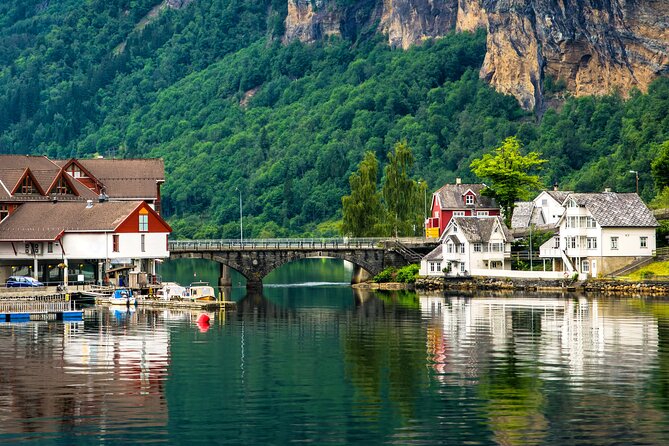 Bergen in a day, Guided tour: Old Town, Waterfalls & Waffles - Salthammeren connects the fjord to prehistory