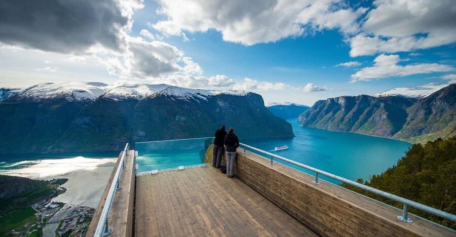 Bergen: Nærøyfjorden, Flåm, and Stegastein Guided Bus Tour - Nærøyfjord by electric boat