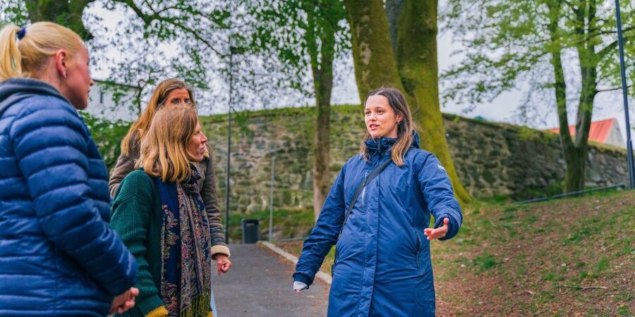 Bergen: Nordnes Neighborhood Hidden Gems Walking Tour - Bergen’s court, executions, and witch trials