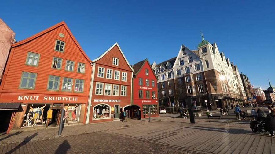 Bergen: Private tour in your own language - The fish market brings Bergen’s working side into view