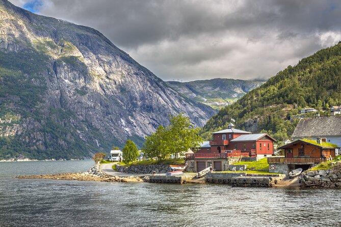 Bergen : Private Waterfalls and Wonders Tour in Norway - Vøringsfossen, the day’s big waterfall moment