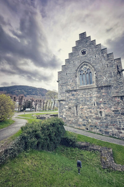 Bergen’s Twilight Magic: An Evening Adventure