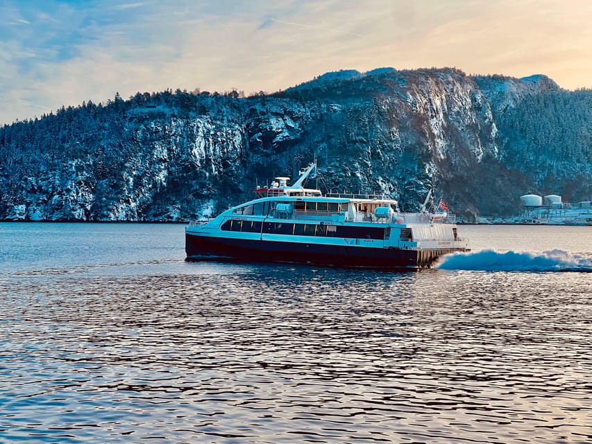 Bergen: Sightseeing Walking Tour with Ferry Ride - Group size, language, and walking effort