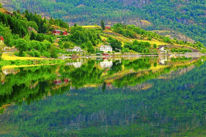 Bergen to Flam "The King of Fjords" One-Way or Round-Trip Cruise Ticket - Eleven stops and a changing view