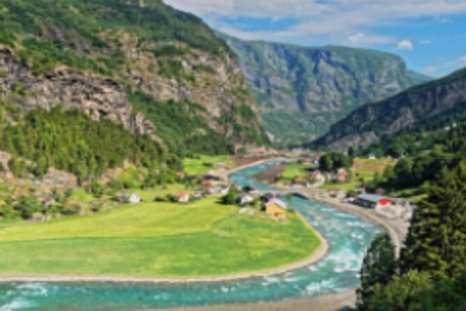 Bergen to Flam "The King of Fjords" One-Way or Round-Trip Cruise Ticket - Arriving in Flåm with time to choose
