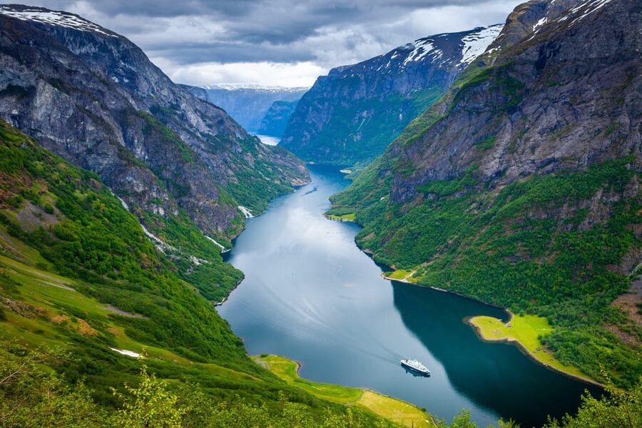 Bergen: Viking Village, Nærøyfjorden Cruise and Flåm Railway - Njardarheimr offers a practical Viking experience