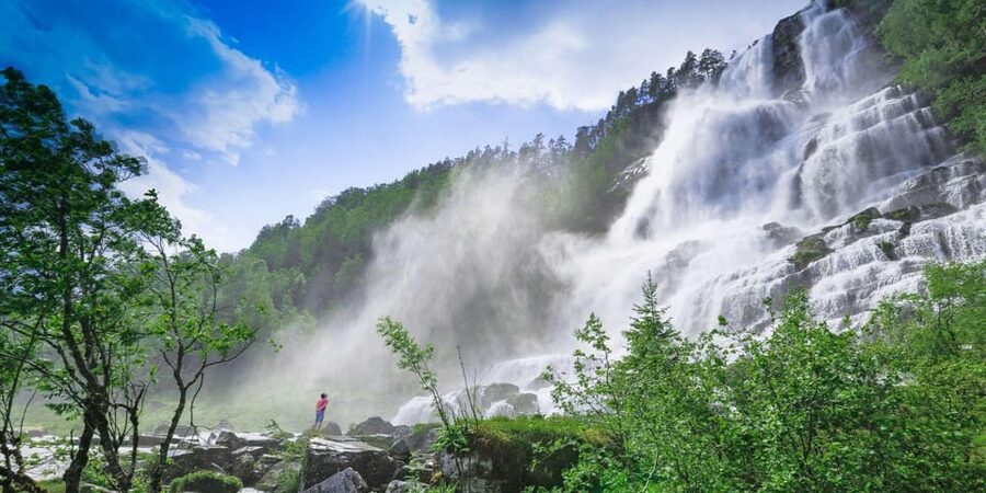 Bergen: Viking Village, Nærøyfjorden Cruise and Flåm Railway - Is $435 a fair price?