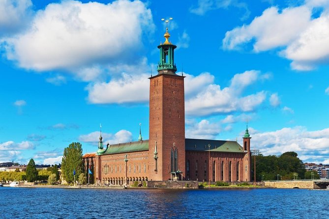 Best of Stockholm Walking Tour-3 Hours, Small Group max 10 people - Mårten Trotzigs gränd and Riddarholmen