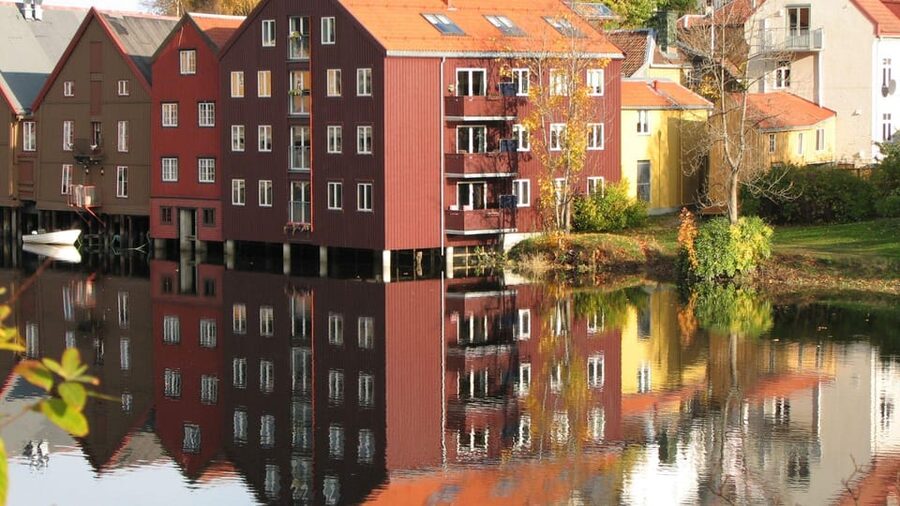 Best of Trondheim: Private Walking Tour with a Local - Nidelva River and the Old Town Bridge