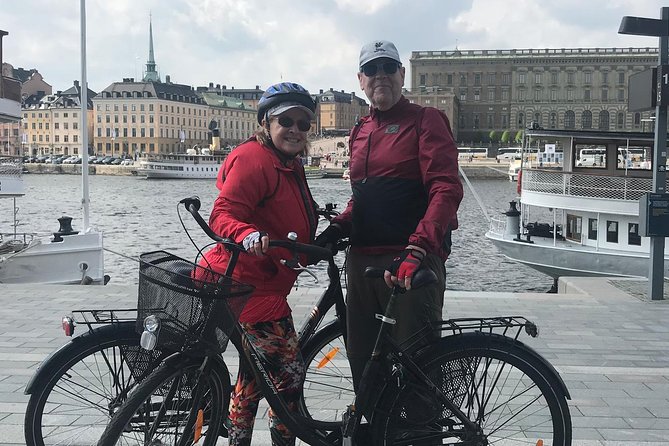 Best Stockholm Bike Tour. English, French or Spanish! - The pace is relaxed, but stay with the group