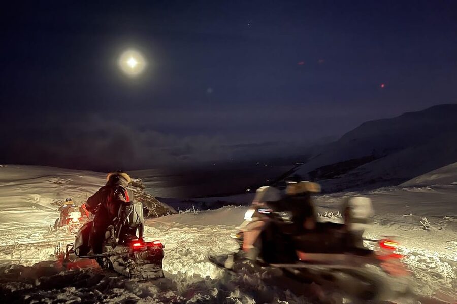 Björkliden/Abisko: Night Sky Snowmobile Tour - Small group, useful gear, and practical comfort