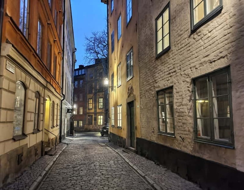 Bloody Stockholm: ghosts, horror and dark folklore 2h - The Stockholm Bloodbath and the danger of public power
