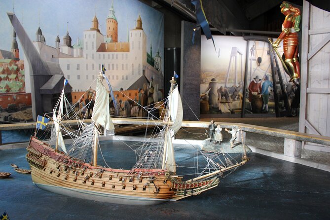 City Hall, Old Town & Vasa Museum - all-in-1 guided experience - Guides make the difference