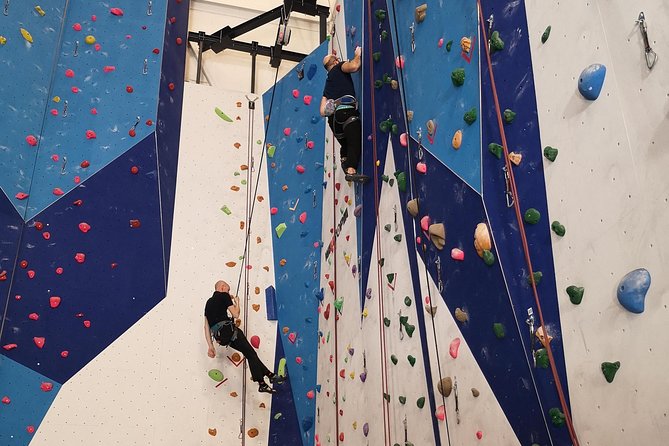 Climb one of Norway's Highest Indoor Climbing Wall - Bouldering after the guided session