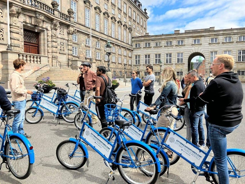 Copenhagen: 1.5-Hour City Highlights Bike Tour - Christiansborg Palace and the first view of Copenhagen’s center