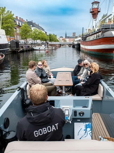 Copenhagen: 1 or 2-Hour Canal Tour in Silent Electric Boats - The Opera House and Copenhagen’s waterfront